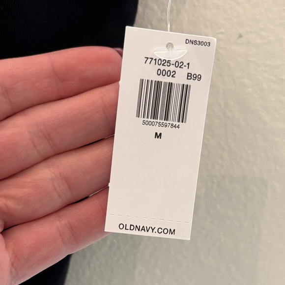 Old Navy Workout Tank Top Size Medium NWT - Picture 4 of 4